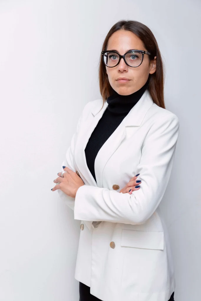 Alice Cortesi trainer e coach specializzata in laminazione ciglia e sopracciglia